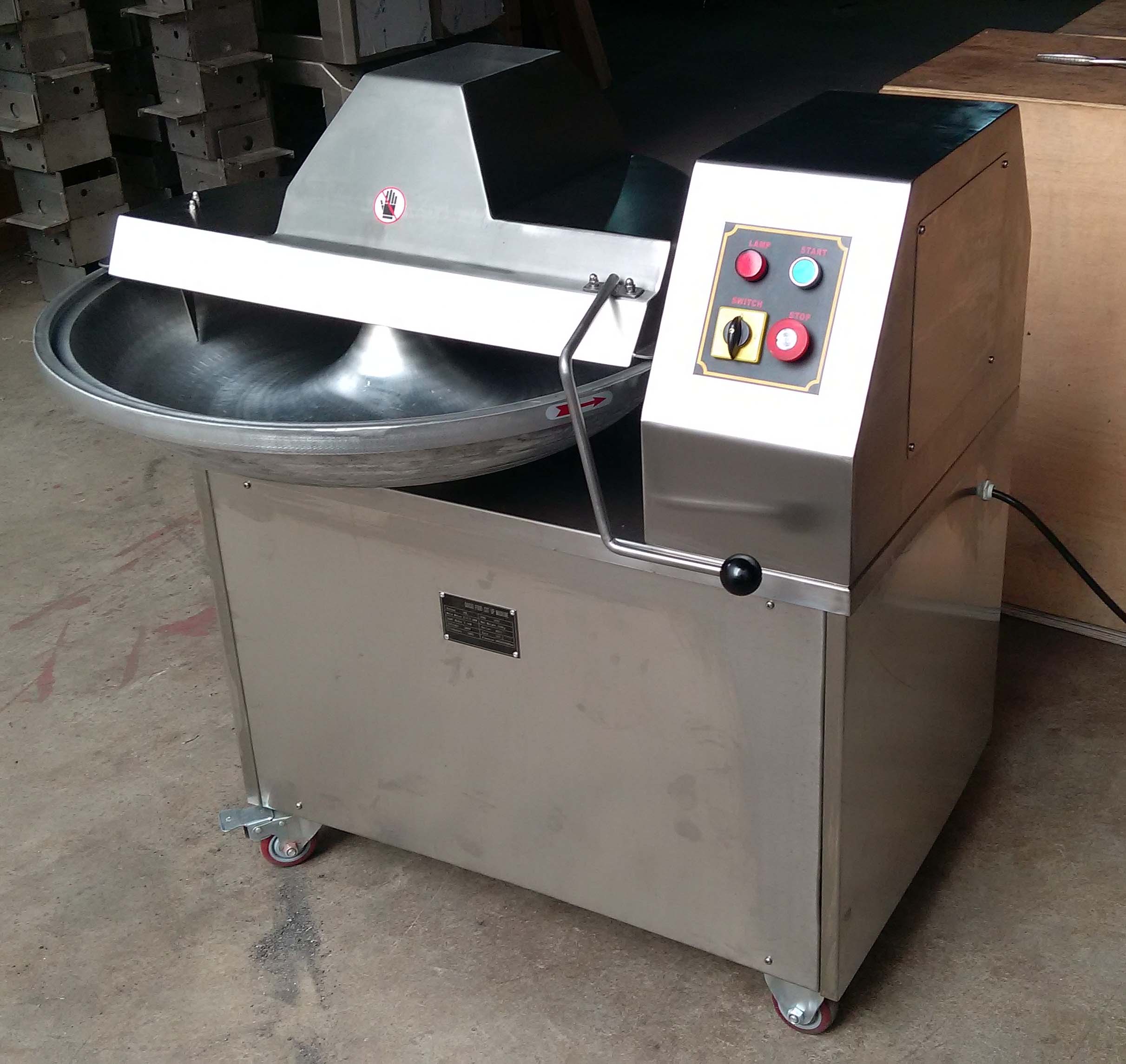 Куттер QS-650A