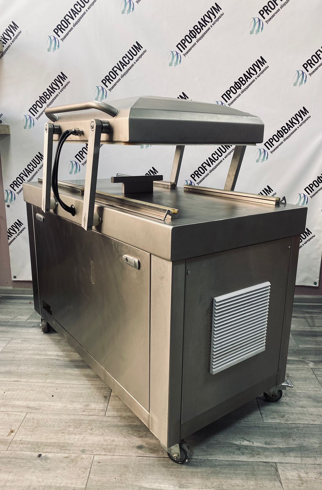 Вакуумный аппарат двухкамерный INDOKOR IVP-500-2S 2018